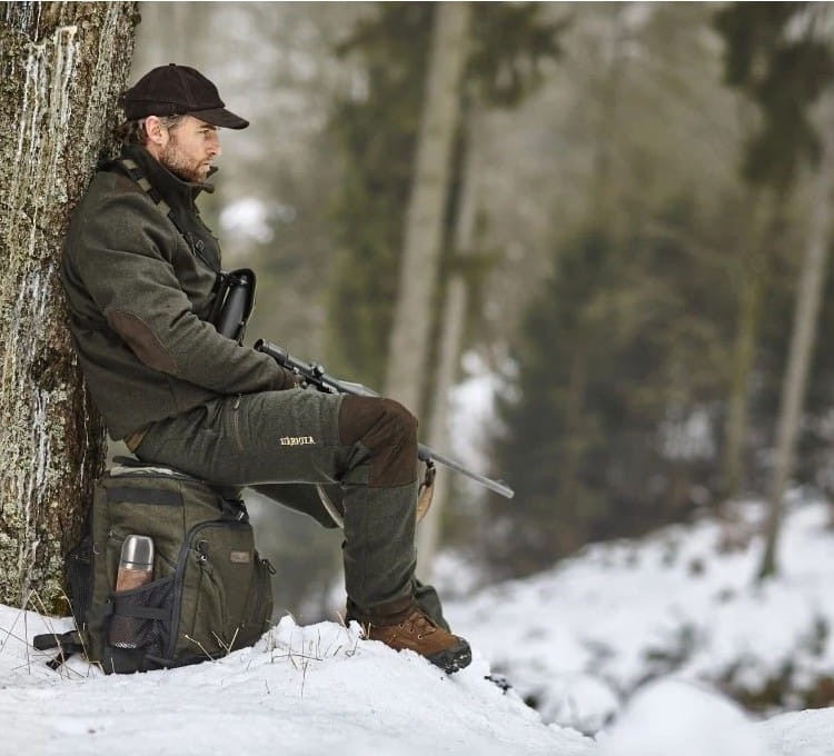 Plecak z siedziskiem Harkila Metso Rucksack 25L (7).jpg