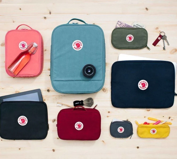 Portfel Fjällräven Kanken 23781 - Black (550)