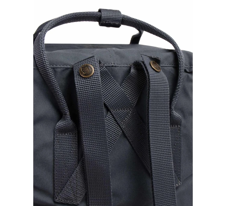 Plecak Fjällräven Kanken (16L) 23510 - Graphite (031)