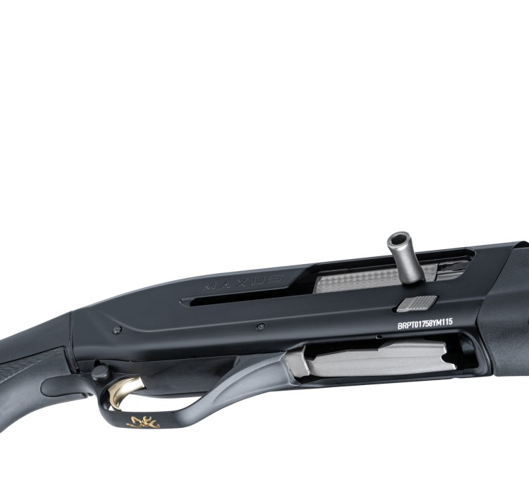 Browning MAXUS 2 Composite Black (5).jpg