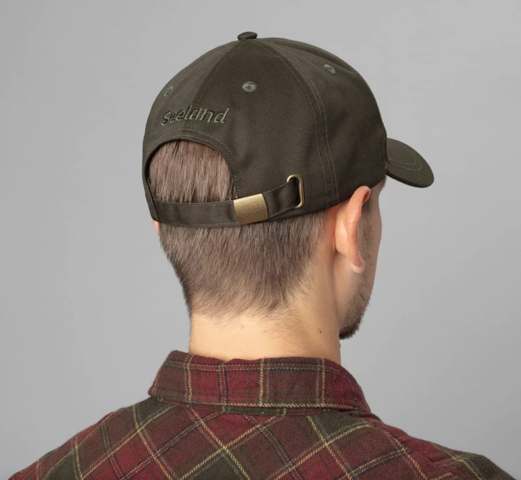 Seeland Colt - Pine Green (8).jpg
