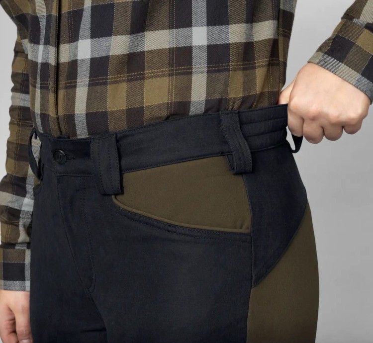 Härkila Scandinavian Women - Willow Green;Deep Well Purple (8).jpg