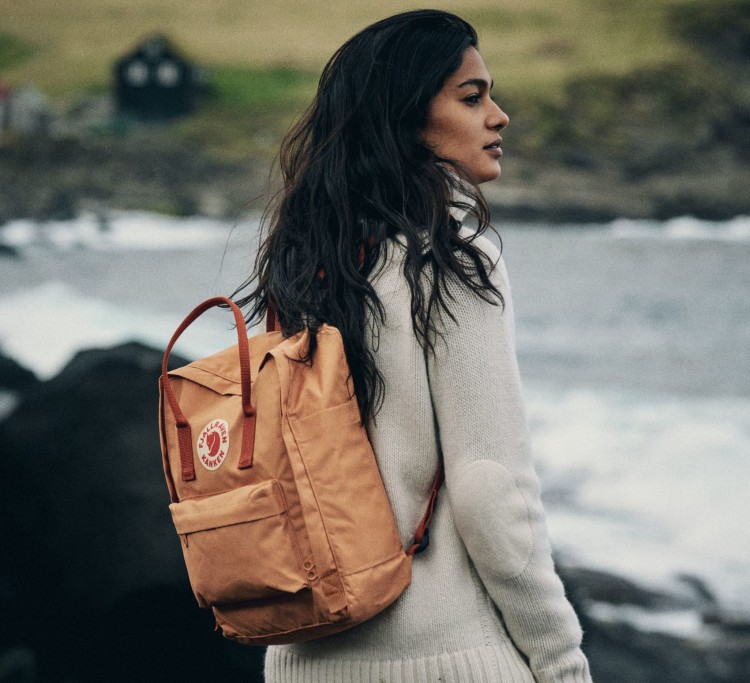 Fjällräven Kanken (16L) 23510 (1).jpg
