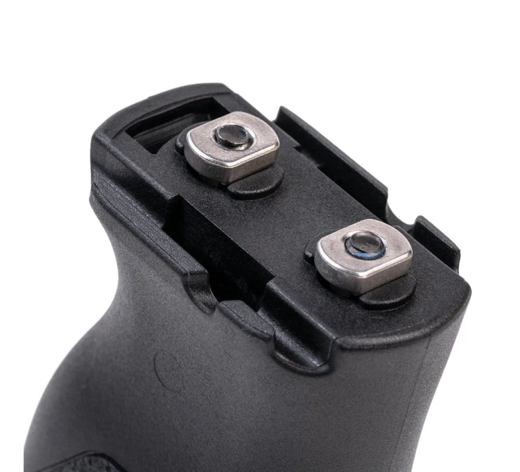 Chwyt Strike Industries M-LOK Angled Vertical Grip - Long - Czarny - (SI-AR-CMAG-L-BK)