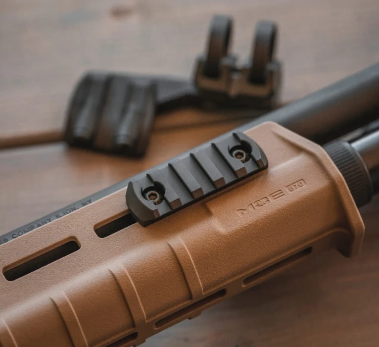 Szyna montażowa Magpul RIS M-LOK Aluminum Rail - 5 slotów - MAG581-BLK