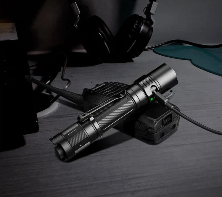 Fenix PD35R - 1700 lm (8).jpg