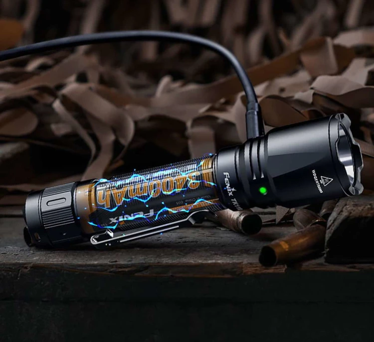 Latarka Fenix TK11R - 1600 lm