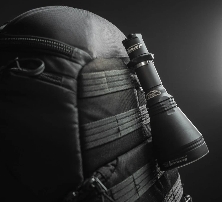 Latarka szperacz Armytek Barracuda Pro - White - 1500 lm