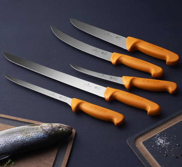 Nóż do filetowania ryb Victorinox SWIBO (16cm) elastyczny, ostrze ząbkowane 5.8448.16 (3).jpg