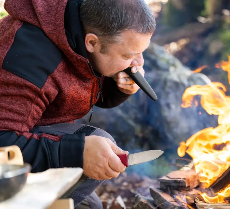 Nóż survivalowy Victorinox Venture (2).jpg