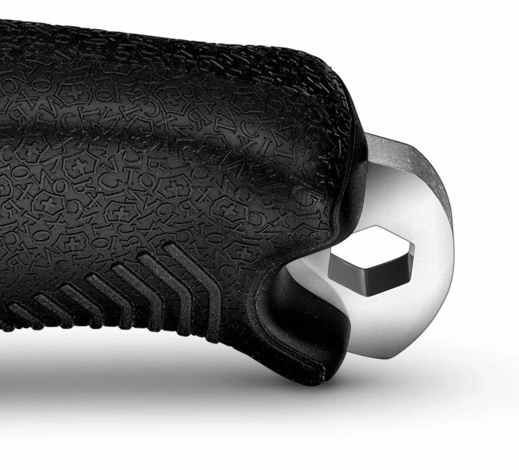 Nóż survivalowy Victorinox Venture (9).jpg