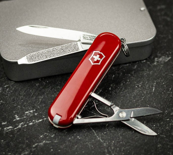 Victorinox Classic SD (1).jpg