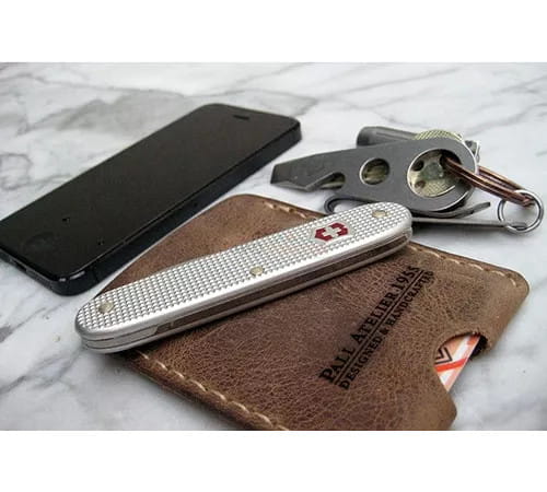 Scyzoryk Victorinox Pioneer 0.8060.26 (93mm) - Srebrny