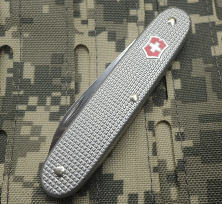 Scyzoryk Victorinox Pioneer 0.8060.26 (93mm) - Srebrny