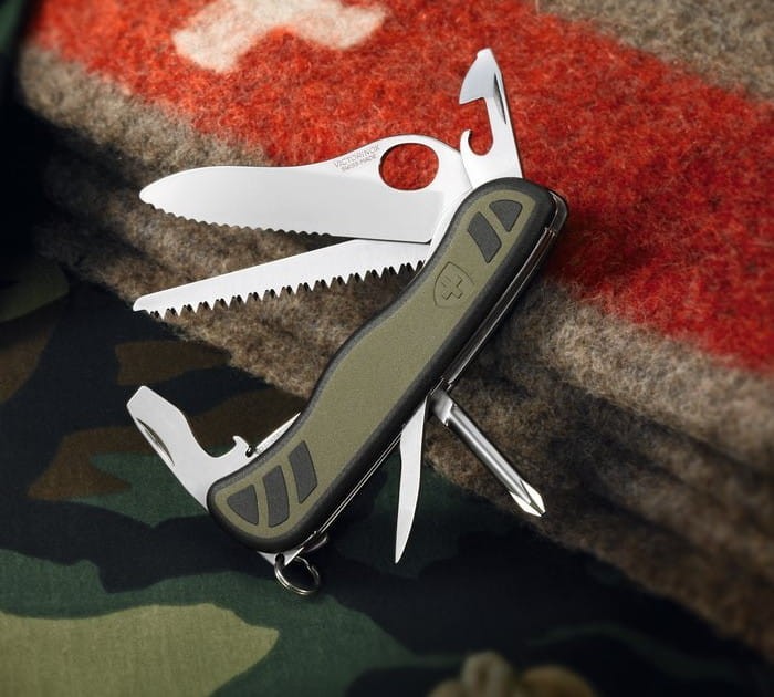 Scyzoryk Victorinox Swiss Soldier's 0.8461.MWCH (111mm) - ZielonyCzarny (3).jpg