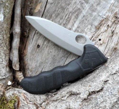 Scyzoryk Victorinox Hunter Pro 0.9411.M3 (136mm) - Czarny