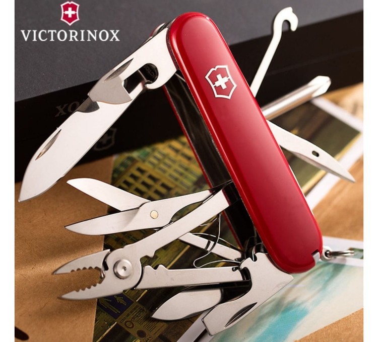 Scyzoryk Victorinox Deluxe Tinker 1.4723 (91mm) - Czerwony (2).jpg