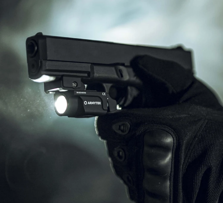 Armytek F09301C (6).jpg