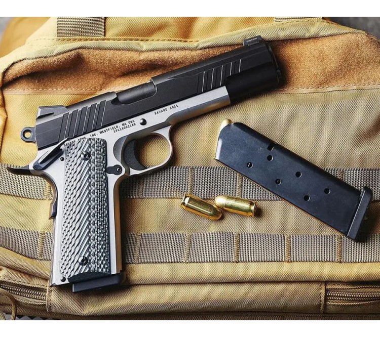 Savage 1911 2-Tone (9).jpg