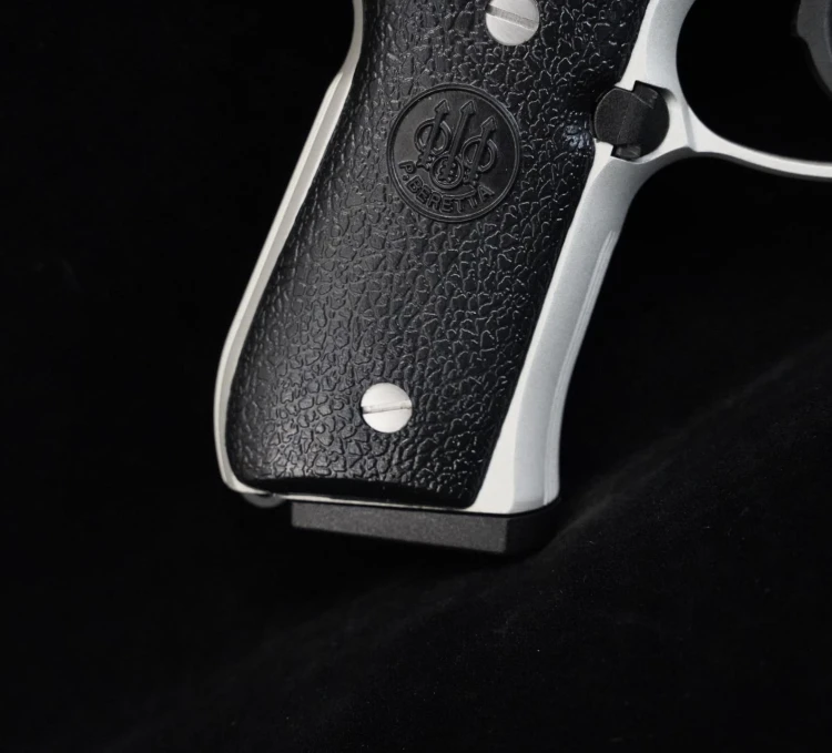 Pistolet Beretta 92 FS INOX ITALY GG kal.9mm Para (okładziny gumowe)