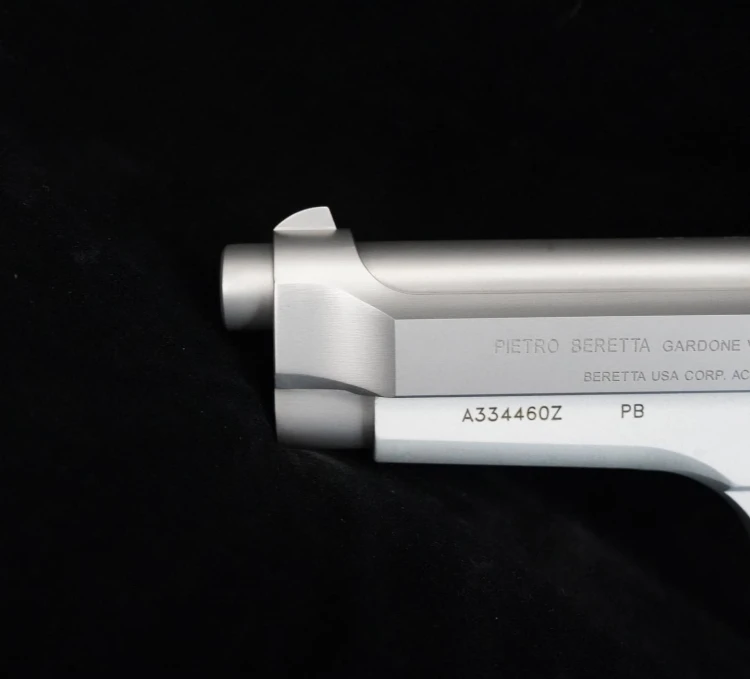 Pistolet Beretta 92 FS INOX ITALY GG kal.9mm Para (okładziny gumowe)