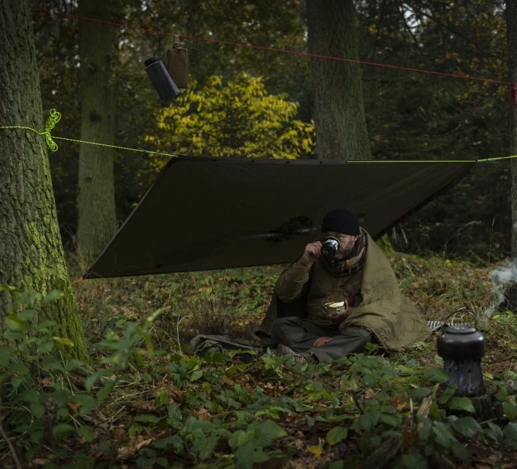 Poncho Helikon U.S. Model RipStop - Czarny (PO-MUS-PO-01)