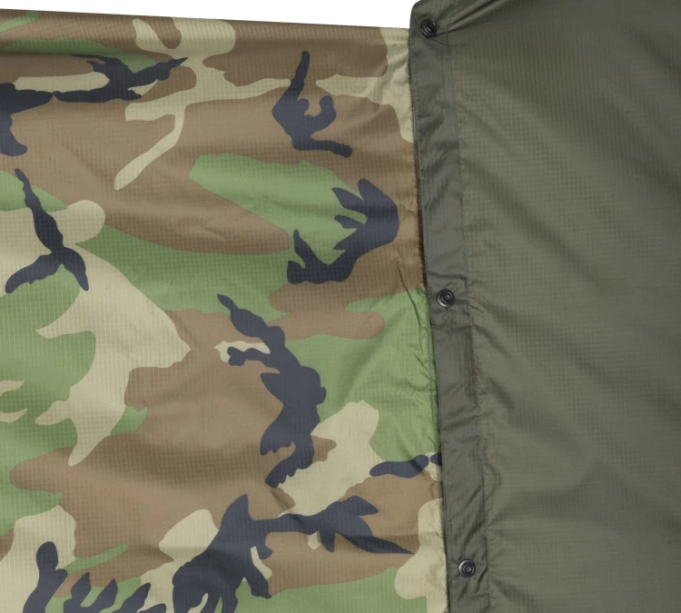 Poncho Helikon U.S. Model RipStop - Czarny (PO-MUS-PO-01)