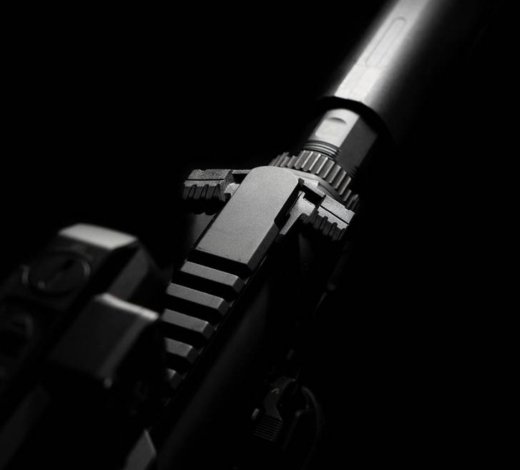 Dźwignia przeładowania AR15 Strike Industries T-Bone .223/5.56 - Czarny - (SI-AR-TBCH-223-BK-BK)