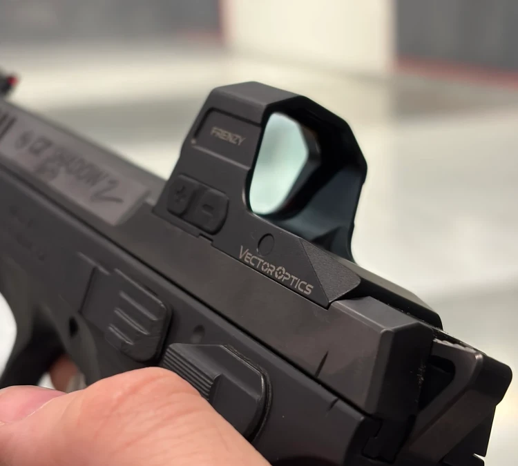 Kolimator Vector Optics Frenzy FA 1x20x24 CZ P-10/Shadow 2 - SCRD-82