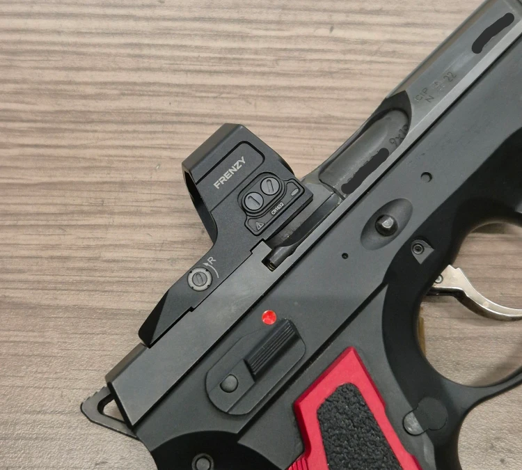 Kolimator Vector Optics Frenzy FA 1x20x24 CZ P-10/Shadow 2 - SCRD-82