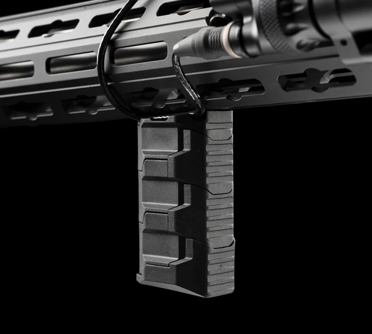 Chwyt przedni Strike Industries Stacked Angled CMS M-LOK - Czarny - (SI-AR-CMS-SAF)