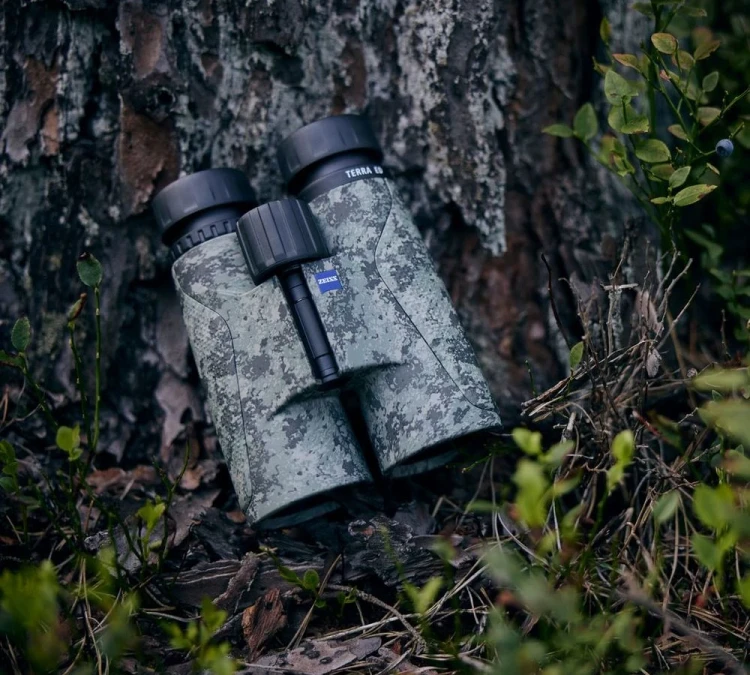 Lornetka ZEISS Terra ED 10x42 Camo