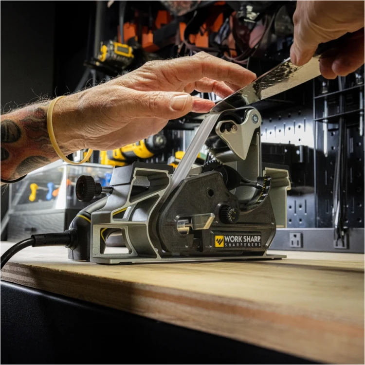 Elektryczna ostrzałka do noży  (3).webp