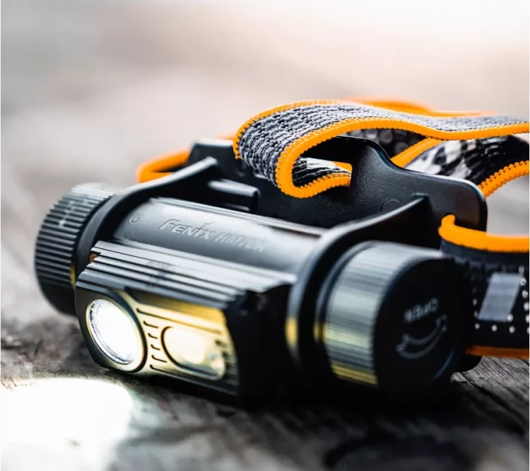 Latarka czołowa Fenix HM70R - 1600 lm (5).webp