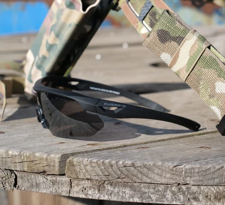 Okulary balistyczne Swiss Eye Nighthawk Pro z zestawem wizjerów - Czarny - 40294