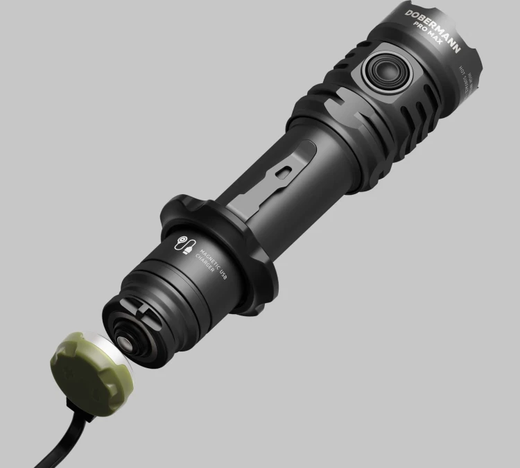Latarka Armytek Dobermann Pro Max Magnet USB - White - 3000 lm