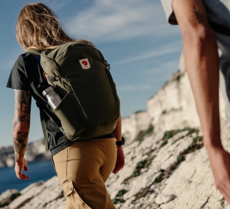 Plecak Fjällräven Ulvo 23 (23L) 23301 - Black Oak (294)